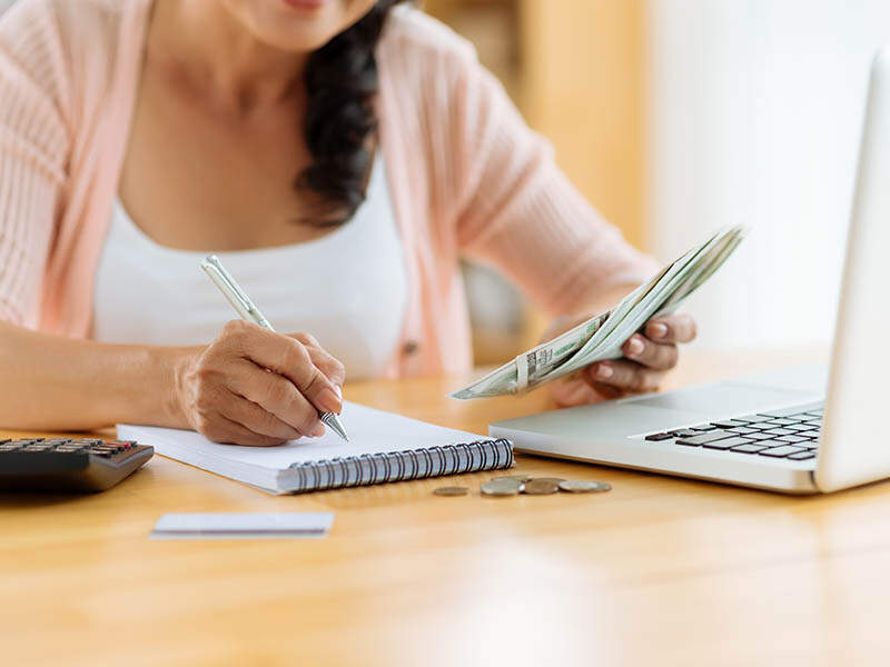 Cómo ahorrar dinero rápidamente